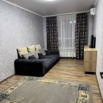 Сдается 1-комнатная квартира, 42 м²