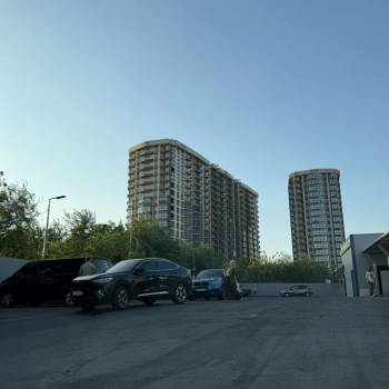 Продается 1-комнатная квартира, 41 м²