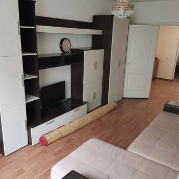 Сдается Многокомнатная квартира, 80 м²