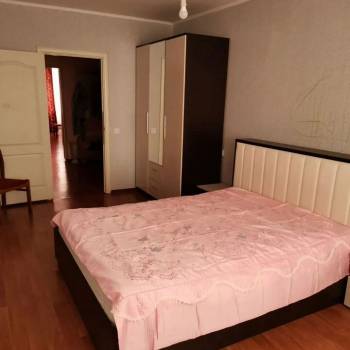 Сдается Многокомнатная квартира, 80 м²
