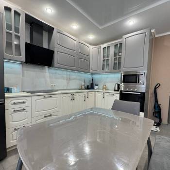 Продается 1-комнатная квартира, 40 м²