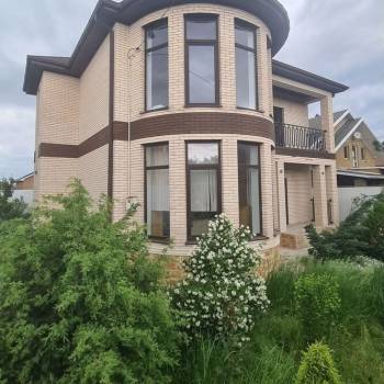 Продается Дом, 235 м²