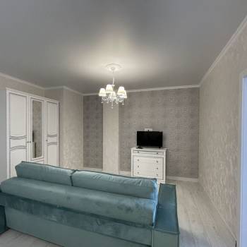 Продается 1-комнатная квартира, 42,5 м²