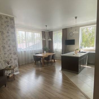 Продается Дом, 280 м²