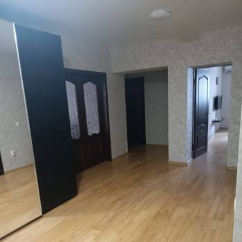 Сдается Многокомнатная квартира, 108 м²