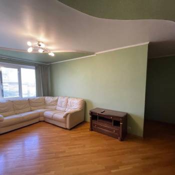 Сдается Многокомнатная квартира, 60 м²