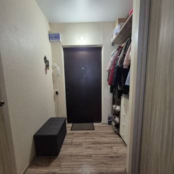Продается 1-комнатная квартира, 38 м²