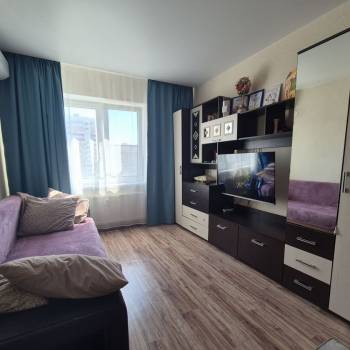Продается 1-комнатная квартира, 38 м²