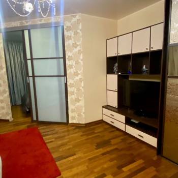 Сдается Многокомнатная квартира, 60 м²