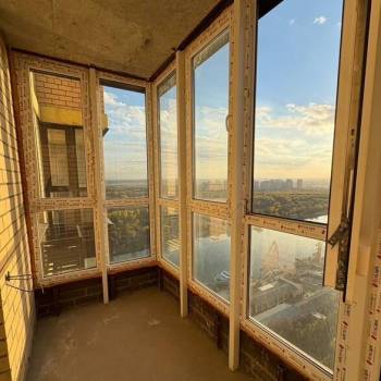 Продается 1-комнатная квартира, 42 м²