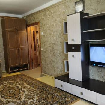 Продается 1-комнатная квартира, 37,5 м²