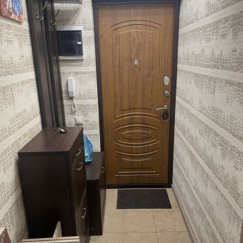 Продается 1-комнатная квартира, 37 м²