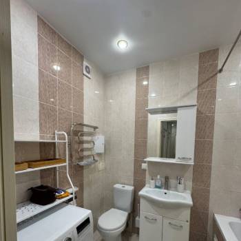 Сдается 1-комнатная квартира, 40 м²