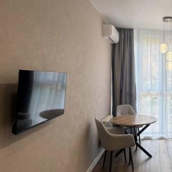 Продается 1-комнатная квартира, 38 м²