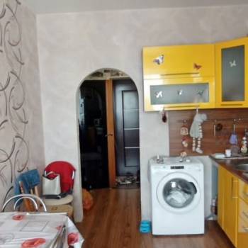 Продается 1-комнатная квартира, 38 м²