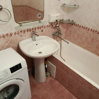 Сдается 2-х комнатная квартира, 57 м²