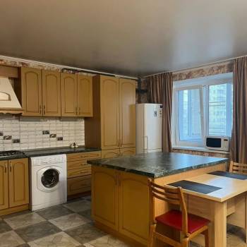 Сдается 1-комнатная квартира, 43,5 м²