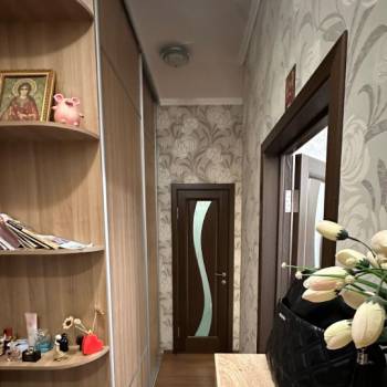 Продается 1-комнатная квартира, 36 м²
