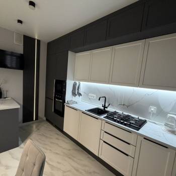 Сдается 1-комнатная квартира, 43 м²