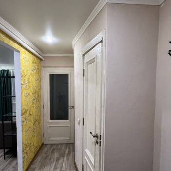 Продается 1-комнатная квартира, 32 м²
