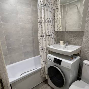 Продается 1-комнатная квартира, 32 м²