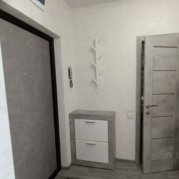 Продается 1-комнатная квартира, 35 м²