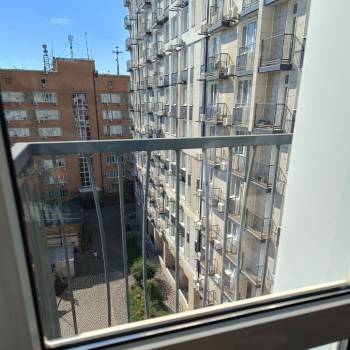 Продается 1-комнатная квартира, 35 м²
