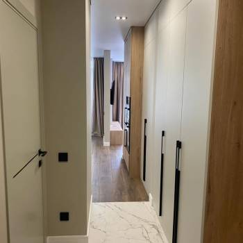 Продается 1-комнатная квартира, 38 м²