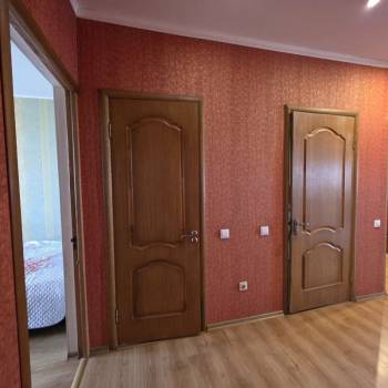 Продается Многокомнатная квартира, 69,8 м²