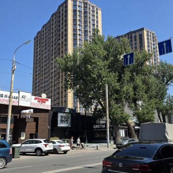 Продается 1-комнатная квартира, 40,5 м²