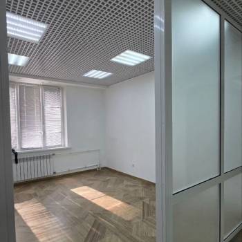 Продается Нежилое помещение, 127 м²