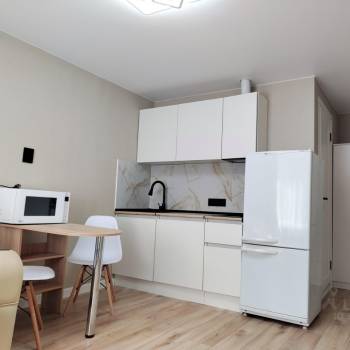 Продается 1-комнатная квартира, 18 м²