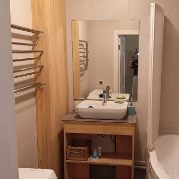 Сдается 2-х комнатная квартира, 76 м²