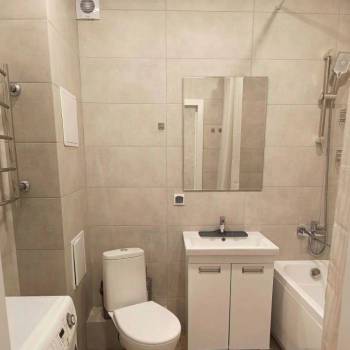 Сдается 1-комнатная квартира, 38 м²