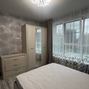 Сдается 1-комнатная квартира, 42 м²