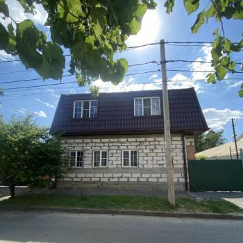 Продается Дом, 200 м²