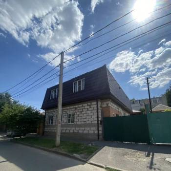 Продается Дом, 200 м²