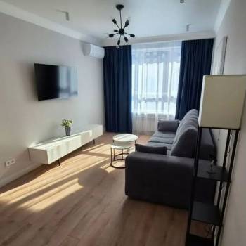 Сдается 1-комнатная квартира, 43 м²