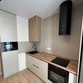 Продается 1-комнатная квартира, 35 м²