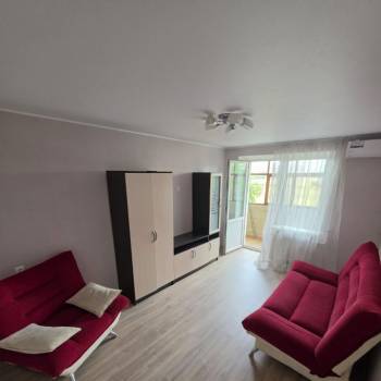 Сдается 1-комнатная квартира, 38 м²