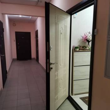 Продается 1-комнатная квартира, 32 м²