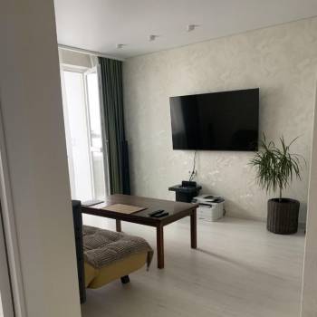 Продается 1-комнатная квартира, 41 м²