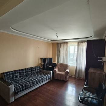 Сдается 1-комнатная квартира, 37 м²
