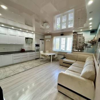 Сдается 2-х комнатная квартира, 63 м²