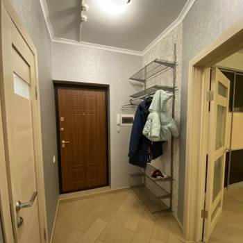 Сдается 1-комнатная квартира, 40 м²