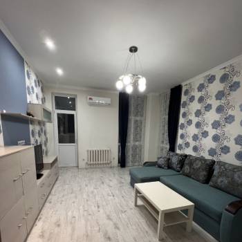 Сдается 1-комнатная квартира, 50 м²