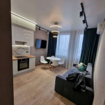 Сдается 1-комнатная квартира, 39 м²