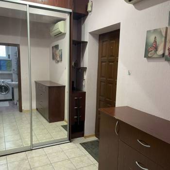 Сдается 1-комнатная квартира, 43 м²