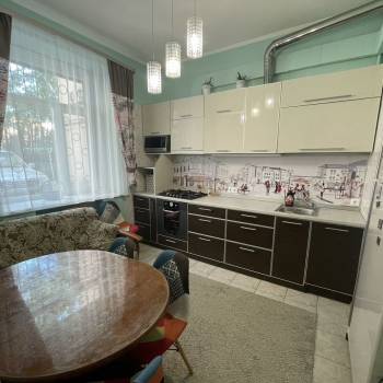 Сдается 1-комнатная квартира, 43 м²
