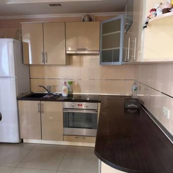 Сдается Многокомнатная квартира, 85 м²